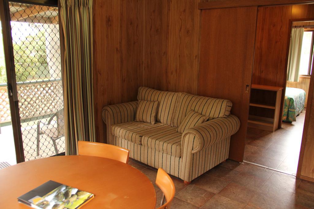 두러스 Depot Beach Cabins 빌라 외부 사진