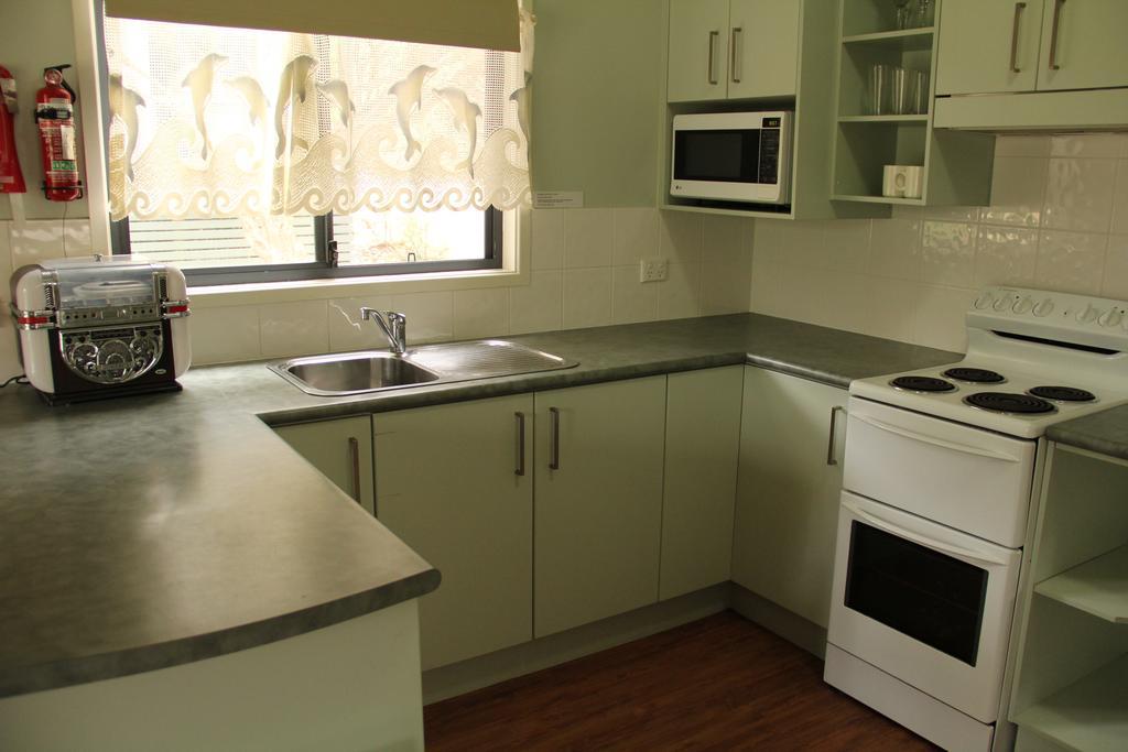 두러스 Depot Beach Cabins 빌라 외부 사진